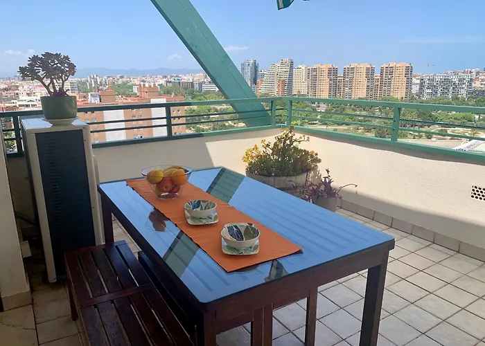 Atico Ciudad De Ciencias Terraza Y Parking * Valencia